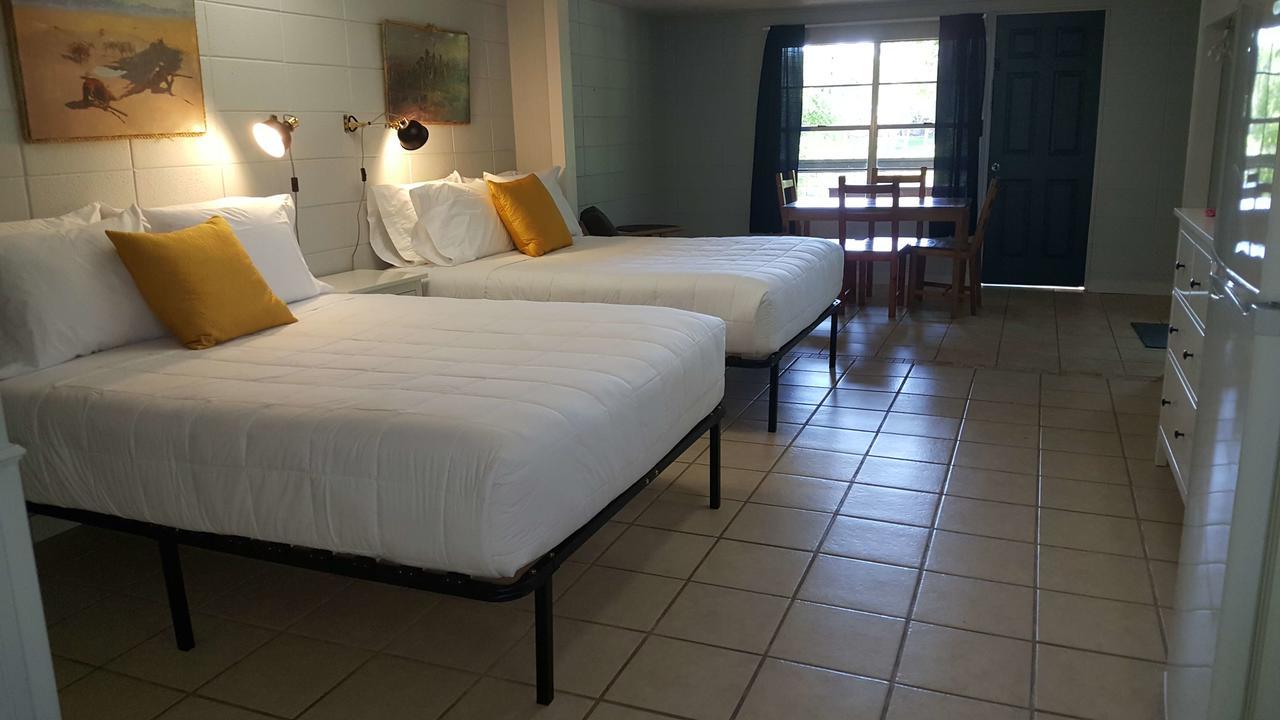 7A Ranch Hotel Wimberley Exterior photo
